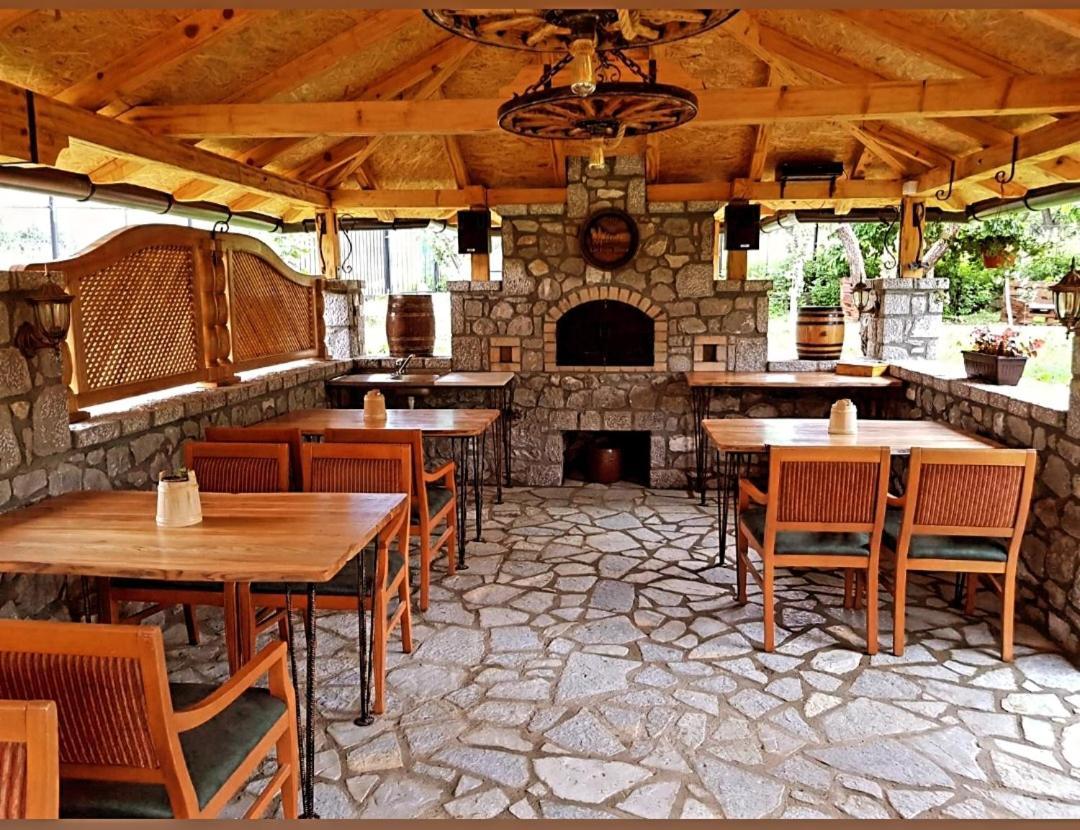 Holiday Bungalows & Food Plav Exterior photo